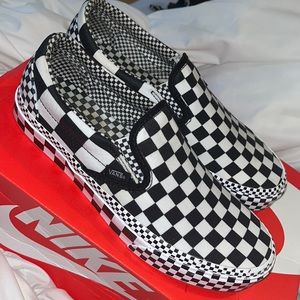 Classic slip on checkerboard vans black and white Sz 9.5 women  8 mens